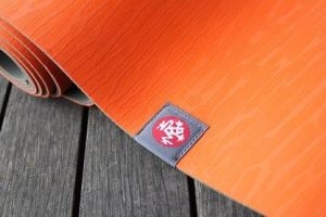 练习时膝盖不适，通常是哪里出了问题