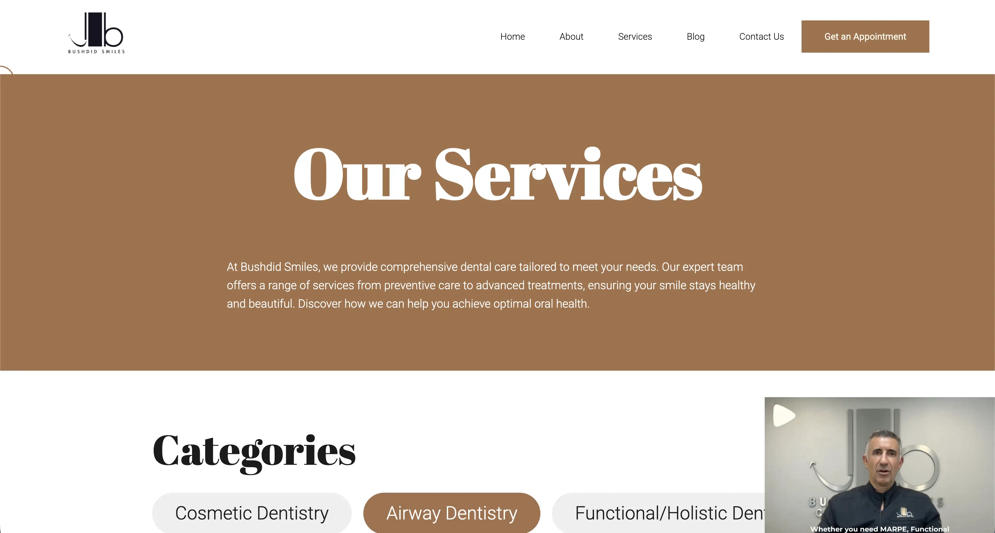 Website header for Bushdid Smiles dental services with a navigation menu, 'Our 服务' section text, and video thumbnail of a man speaking.